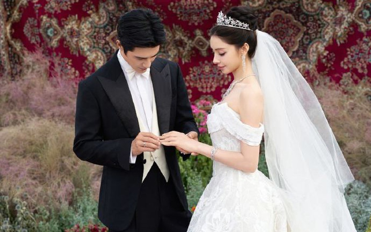 Đám cưới hot nhất showbiz hôm nay: Cặp "tiên đồng - ngọc nữ" hôn nhau nồng cháy, đánh úp công khai 2 con siêu dễ thương