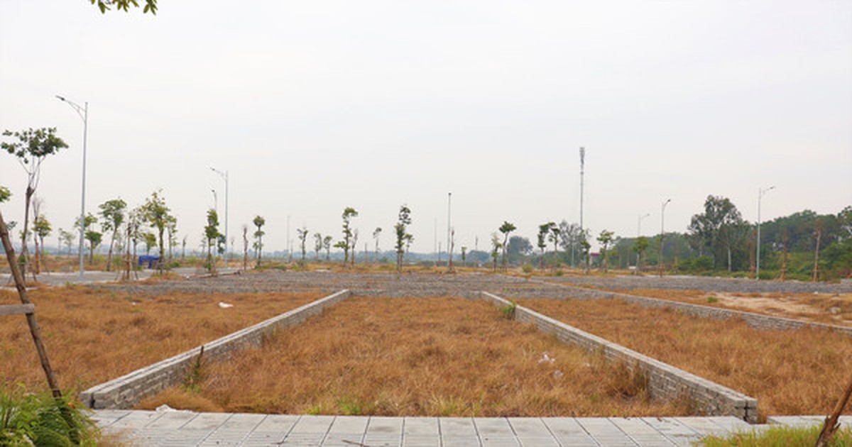 Đất đấu giá Hà Nội: Qua thời “sóng” giá