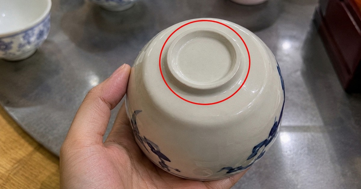 Lý do đáy bát ăn cơm luôn có một vòng tròn nhô lên