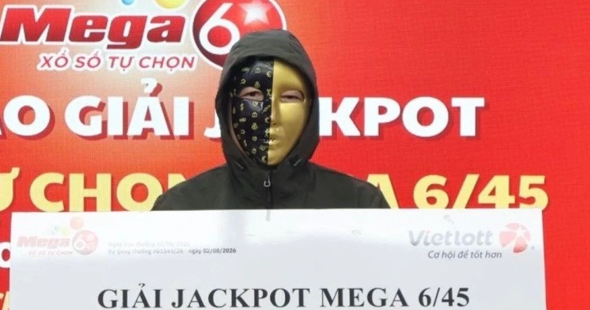 Mua vé số bán dạo trúng ngay Vietlott gần 30 tỷ đồng