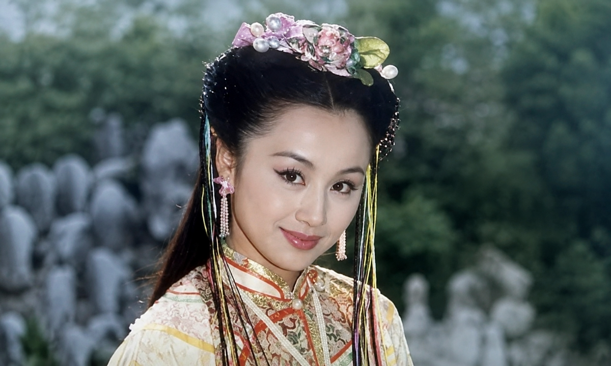 "Đệ nhất mỹ nhân cổ trang" phải cắt dạ dày vì ung thư 13 năm trước giờ ra sao?