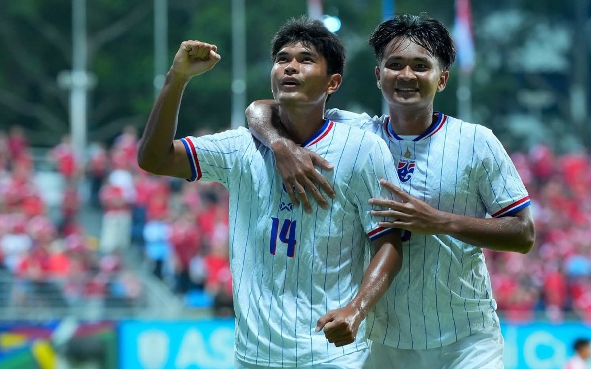 Thái Lan đánh bại Singapore, rộng cửa vào chung kết ASEAN Cup 2026