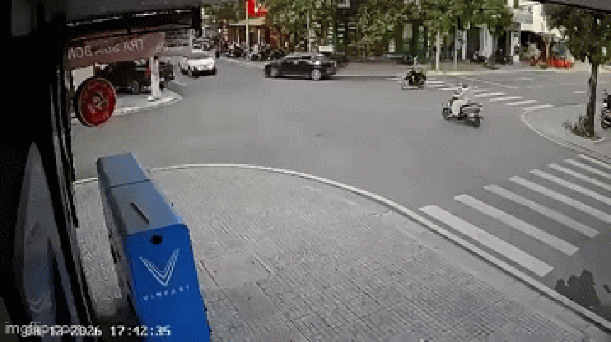 Nam shipper bị hất văng lên không trung sau tai nạn, tài xế chưa báo với hãng taxi