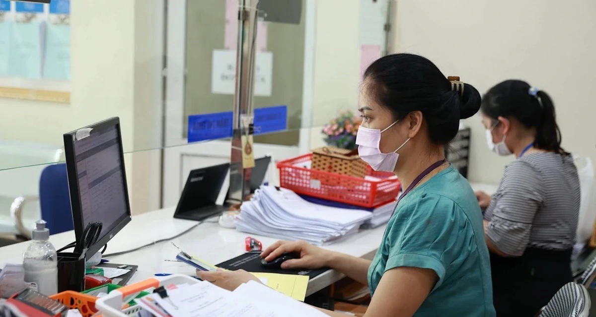 Thời gian làm việc trước khi vào viên chức có được tính nâng lương?