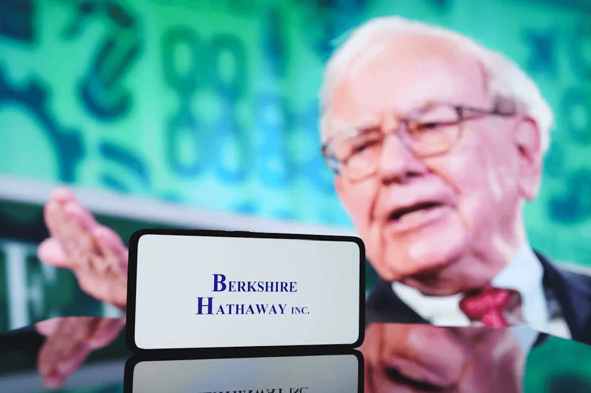 Tập đoàn của Warren Buffett ráo riết đầu tư 17 tỷ đô vào 1 cổ phiếu: Liệu có gỡ gạc được “sai lầm” quá khứ?