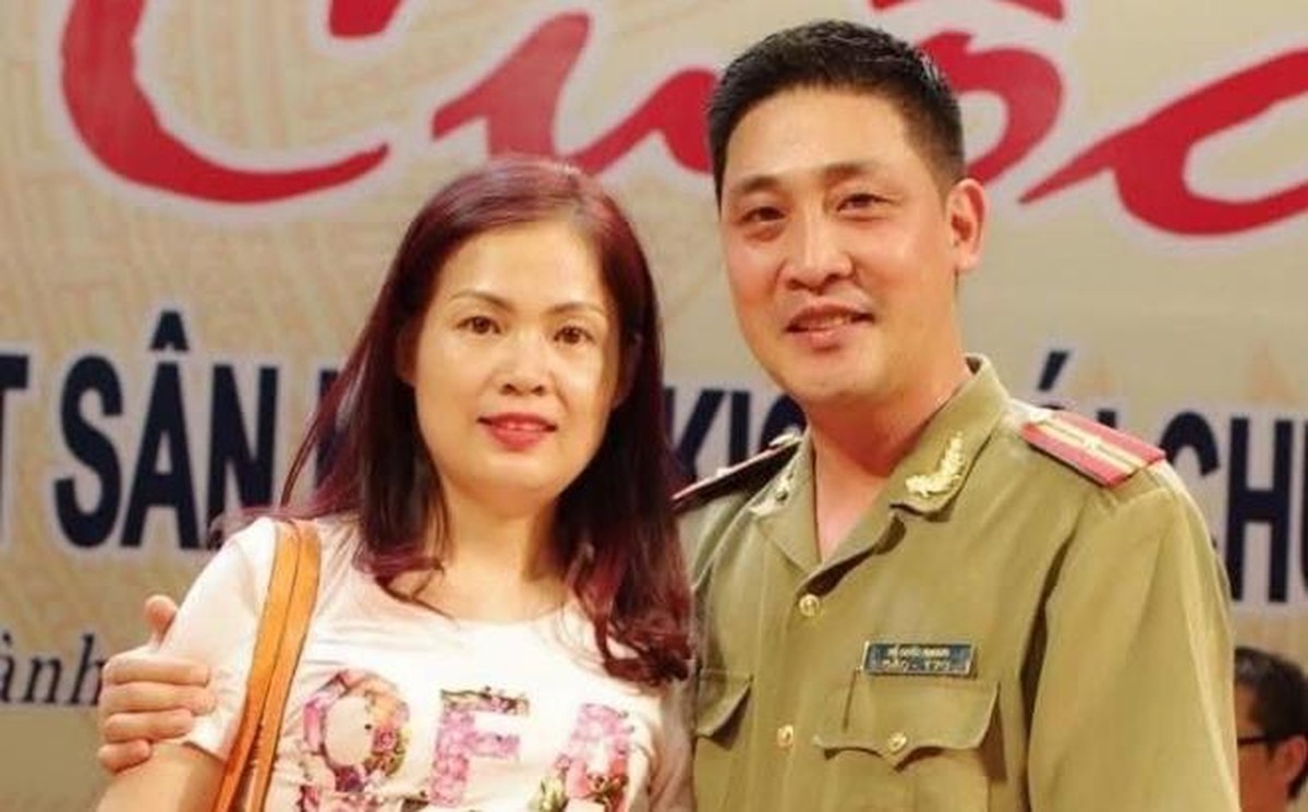 Nam NSƯT đình đám nhắn vợ: "Em hạnh phúc và bình an vì có một chiến sĩ công an luôn bên cạnh"