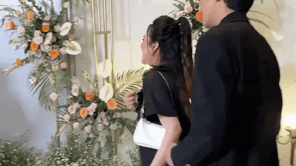 Mỹ nhân mang gương mặt của Mai Phương Thuý và Bạch Lộc cộng lại: U40 mà trẻ phát hờn, nói gái đôi mươi cũng tin