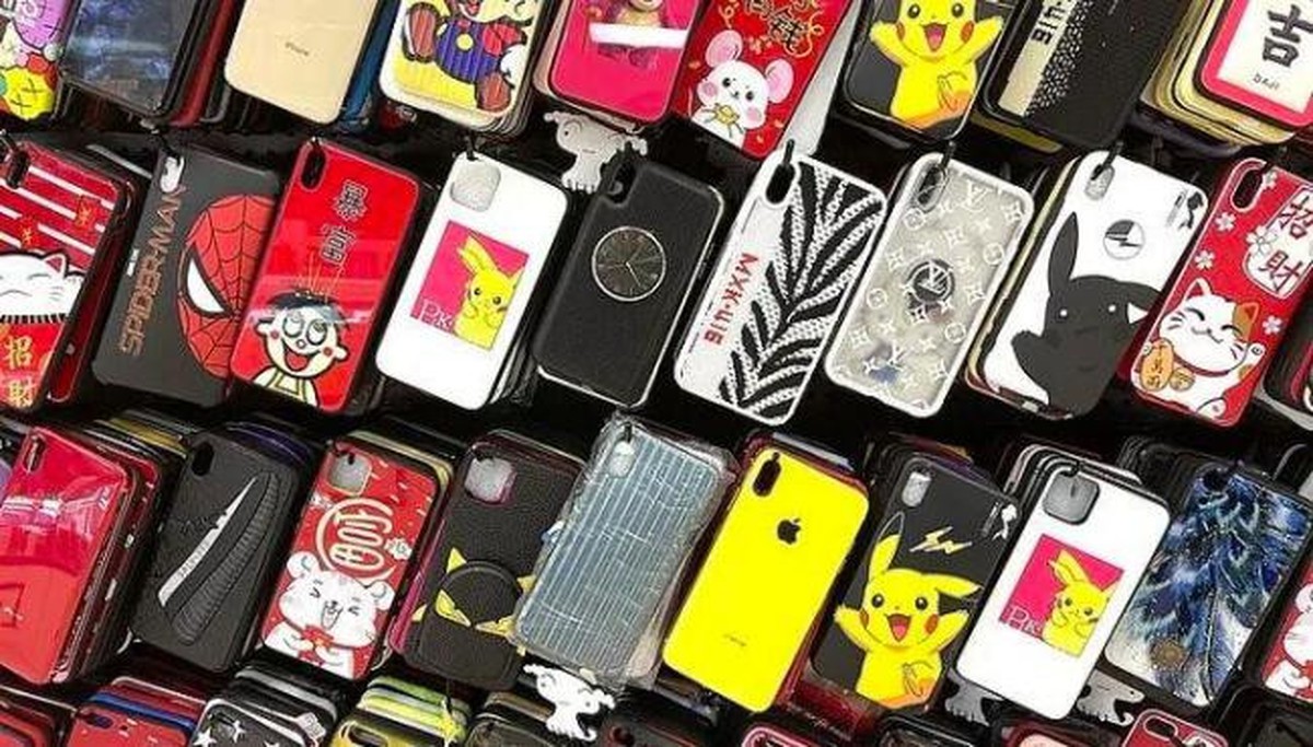Phóng sự điều tra vạch trần mặt tối của loạt ốp điện thoại giá rẻ tại Trung Quốc: Nhiều xưởng gia công nấu chảy rác thải y tế, trộn nhựa tái chế rồi gắn mác “silicon thực phẩm”, "an toàn cho mẹ và bé"