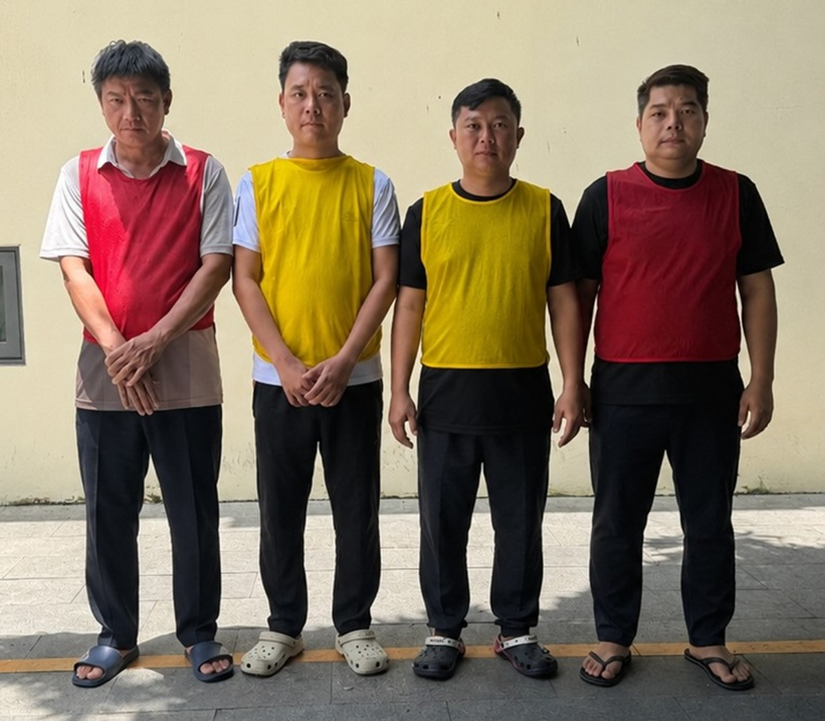 Bắt 35 người trong đường dây cá độ bóng đá World Cup, giao dịch hơn 500 tỷ đồng