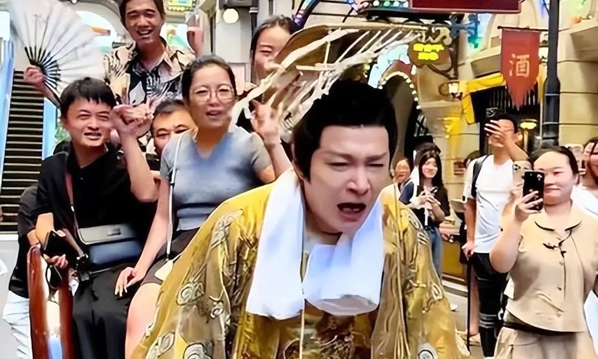 Nam diễn viên "Thần điêu đại hiệp" làm phu kéo xe khiến nhiều người xót xa