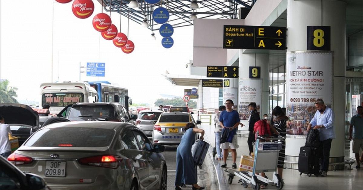 Từ 7h sáng mai (3/8), những ai đến đưa, đón người thân sân bay ở Nội Bài cần chú ý