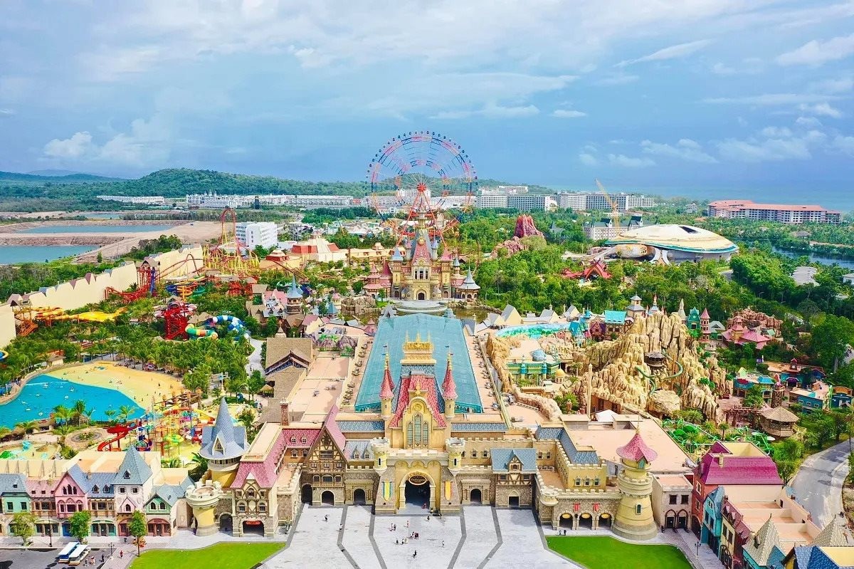 Việt Nam sẽ có “kỳ quan giải trí” với 200 trò chơi tại thành phố giàu nhất cả nước, "vượt mặt" Disneyland Hong Kong và Universal Singapore