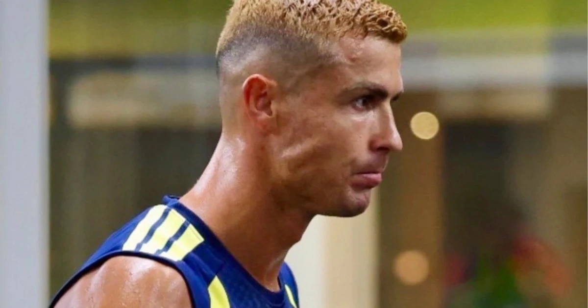 Ronaldo và Georgina nói không với tuần trăng mật