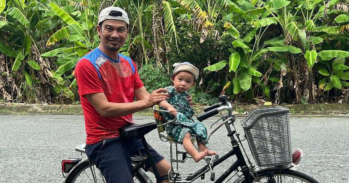 Nam nghệ sĩ đình đám bỏ TP.HCM, về quê ở cùng vợ kém 26 tuổi trong nhà cấp bốn 35m2 vẫn hạnh phúc