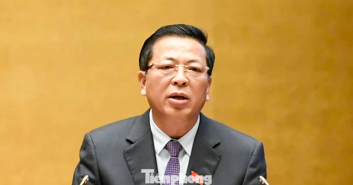 Bộ trưởng Xây dựng: "Không lo lãi suất khi mua nhà ở xã hội"