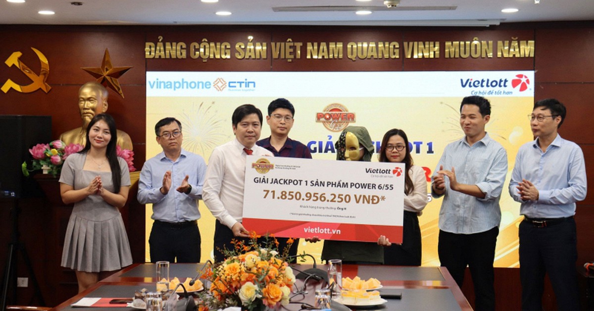 Người đàn ông hơn 1.100 lần trúng Vietlott bất ngờ trúng tiếp 71,8 tỷ đồng