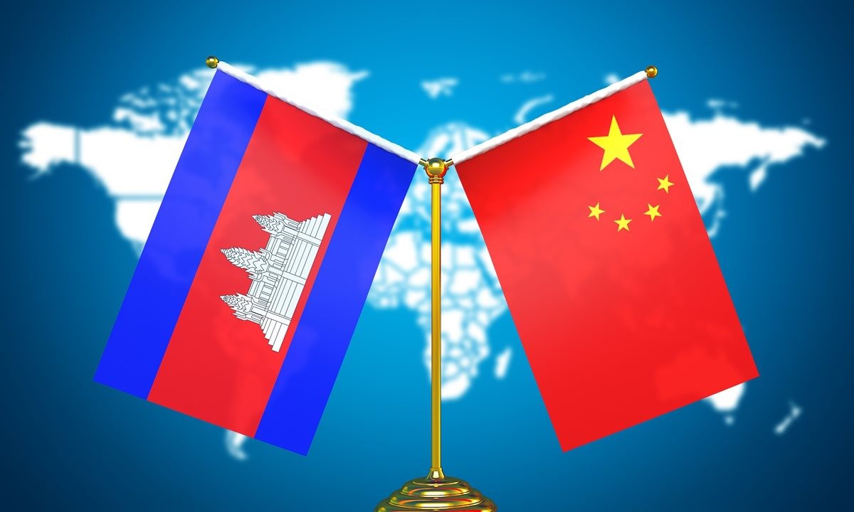 Trung Quốc sắp bàn giao lô hàng "khủng" cho Campuchia