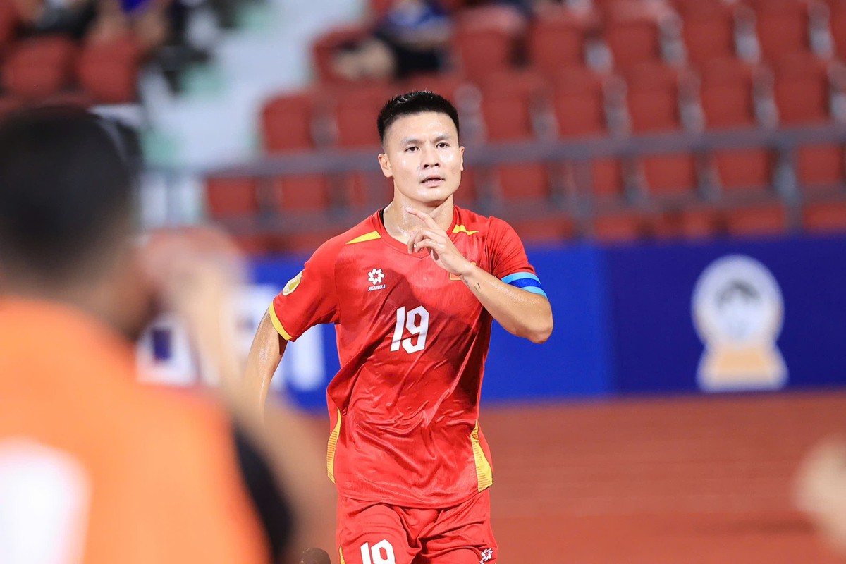 Phỏng vấn nóng Quang Hải: "Bóng đá có lúc này lúc kia, tôi chưa bao giờ mất niềm tin vào bản thân"