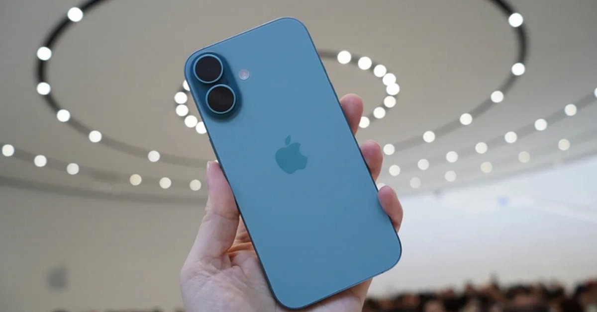Chiếc iPhone đang giảm giá chạm đáy, đáng mua nhất lúc này