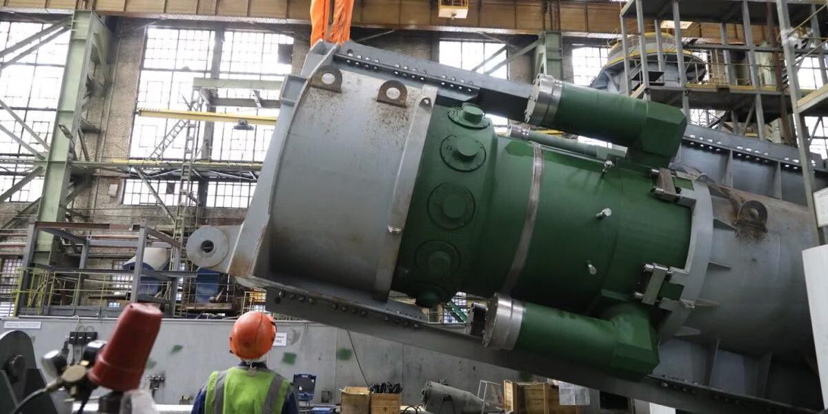 Nga lại khiến ngành năng lượng toàn cầu rung chuyển với 15 "kiệt tác công nghệ" nhỏ gọn nhưng mạnh mẽ