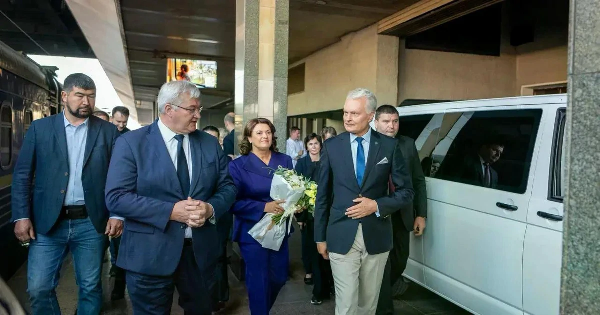 Ukraine dồn dập đón lãnh đạo châu Âu, gửi tín hiệu đến Nga trong ngày quốc khánh