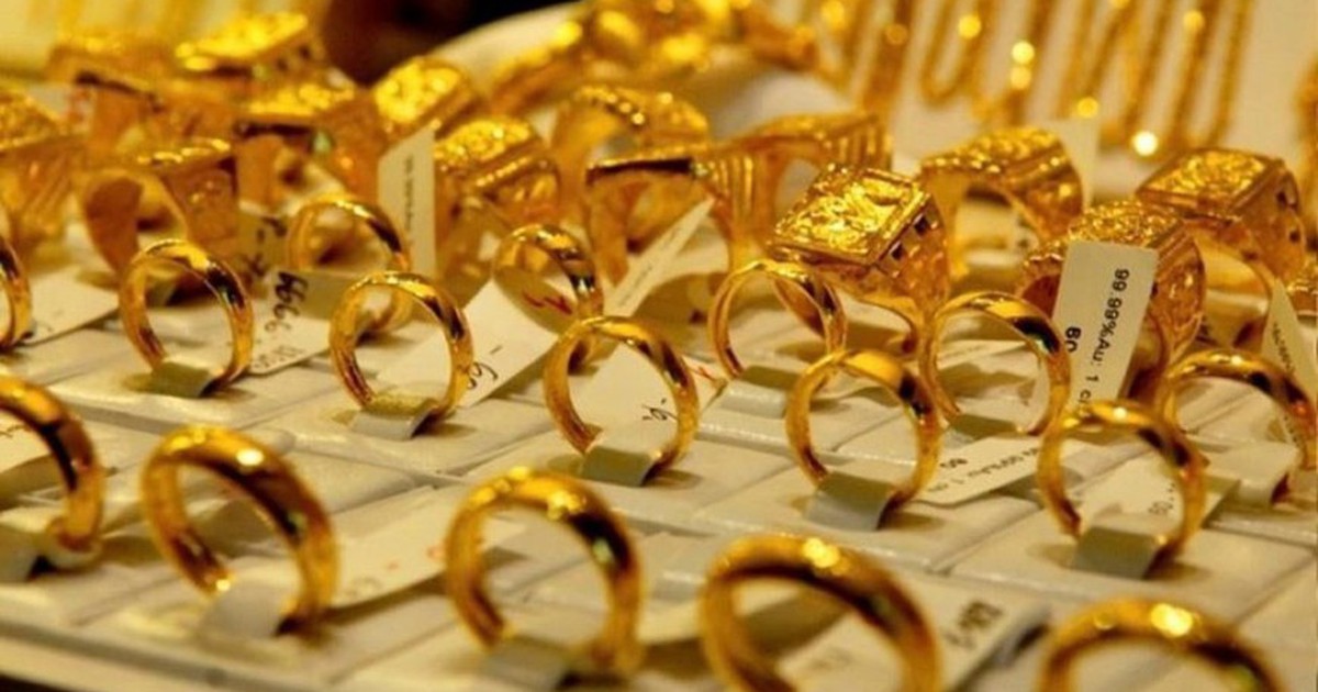 Giá vàng miếng, vàng nhẫn chiều 24/8 tại SJC, DOJI, Bảo Tín Mạnh Hải, PNJ,... tiếp tục tăng tới 3 triệu đồng/lượng