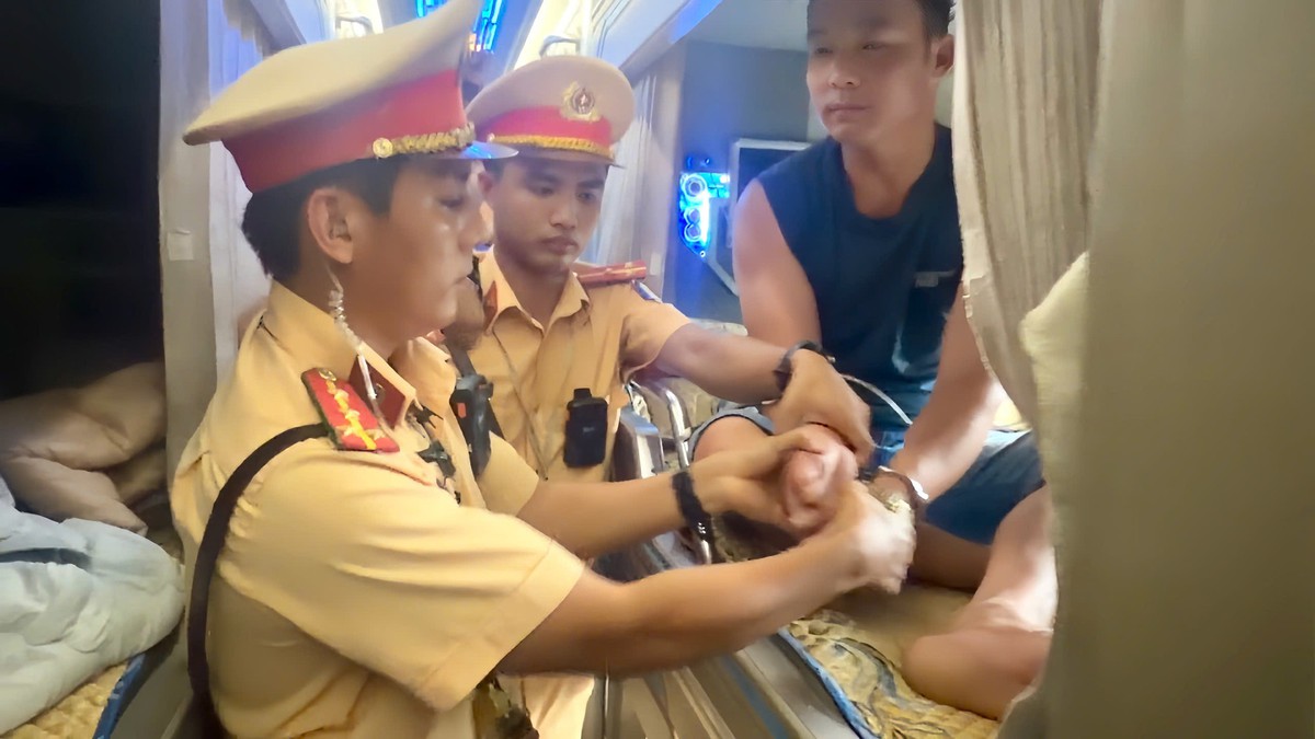 Chặn xe khách kiểm tra, công an bắt Nguyễn Văn Thành SN 1984