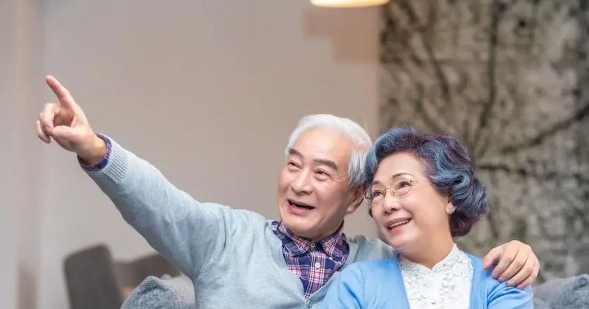 Bác sĩ nghỉ hưu nói thẳng: Sống thọ không phải do đi bộ hay ngủ nhiều hơn, mà là do kiên trì thực hiện hai việc này
