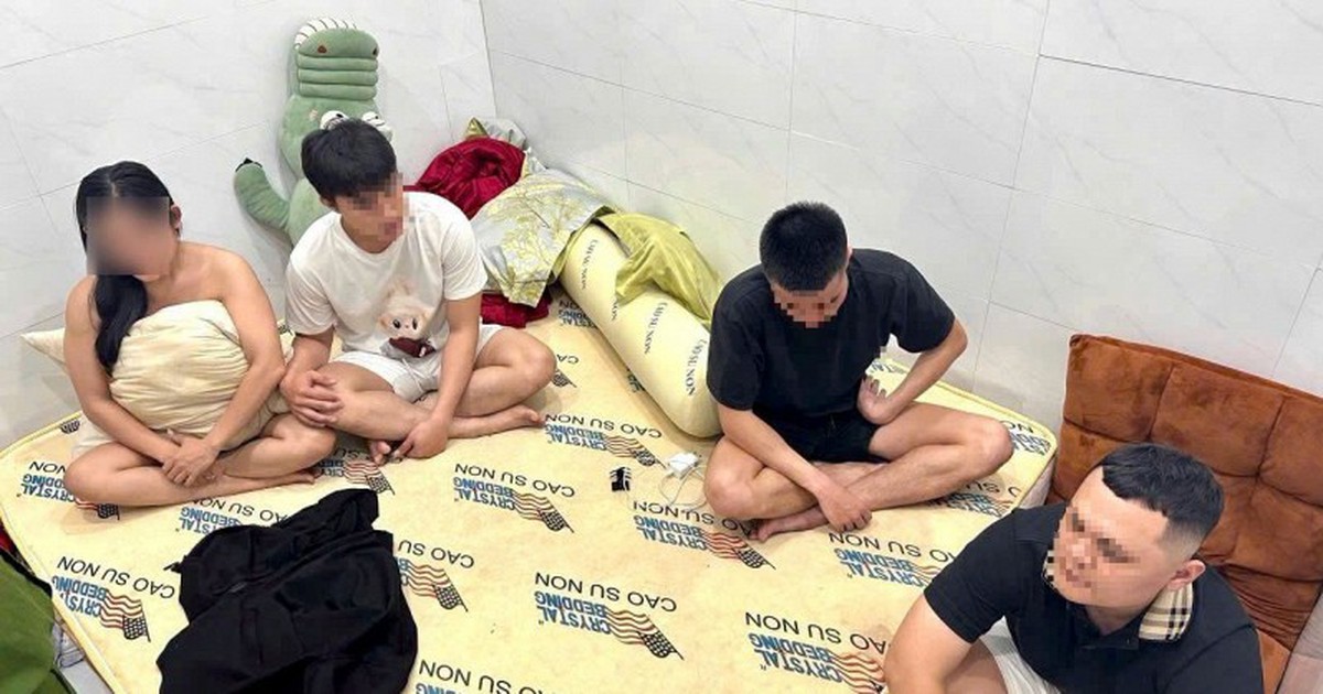 Công an kiểm tra nhà Nguyễn Chí Thịnh SN 1991 lúc rạng sáng: Bắt 3 đàn ông và 1 phụ nữ