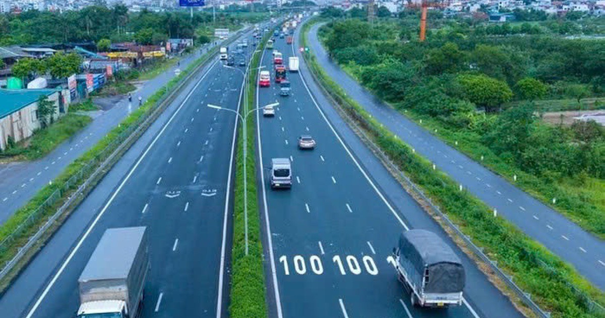 CSGT bắt đầu xử phạt lỗi không giữ khoảng cách an toàn từ 27/8/2026