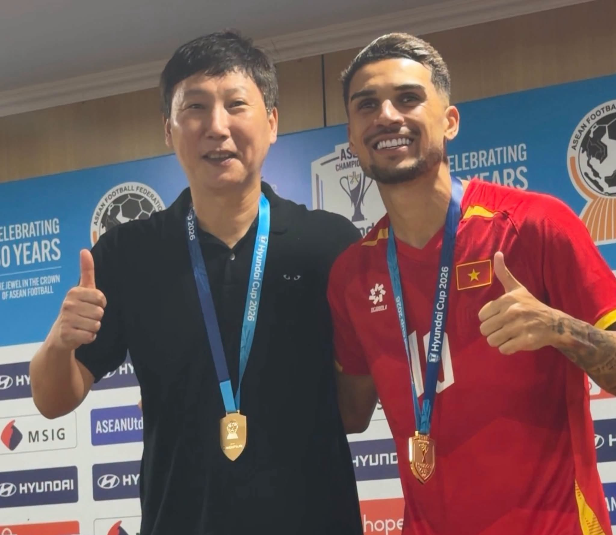HLV Kim Sang-sik: “Hôm nay tôi xin phép nhận mình là “King” Sang-sik”
