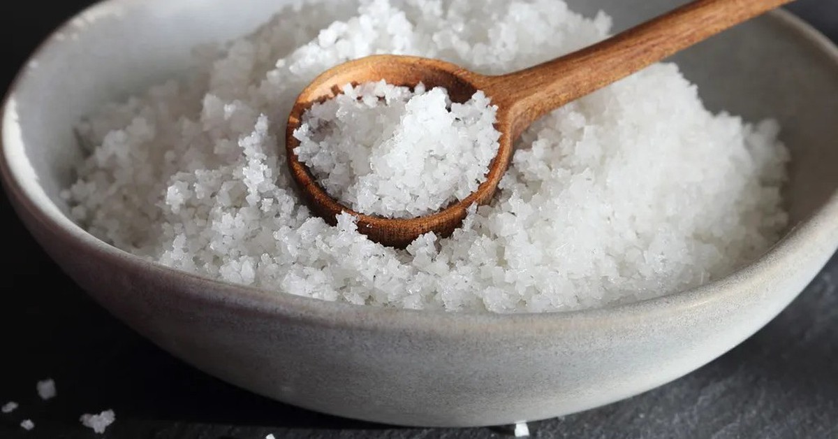 5 lý do vì sao nhiều gia đình đặt bát muối ở các góc nhà