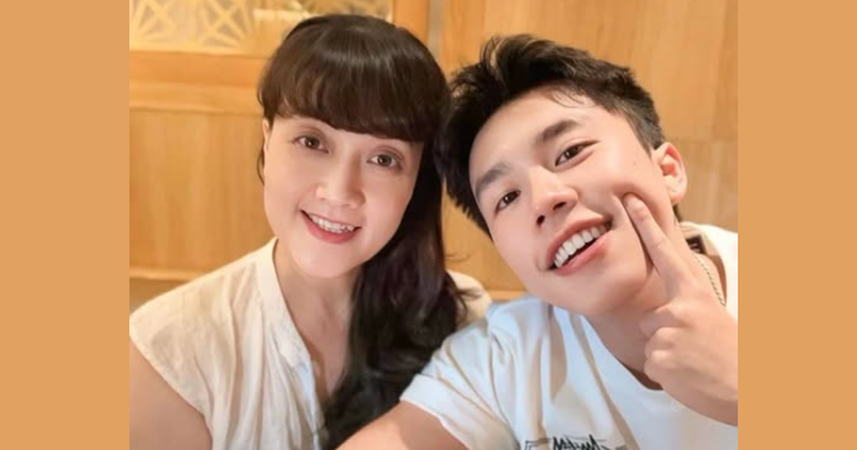 Nghệ sĩ Vân Dung: “Mẹ không mong con phải hơn mẹ”