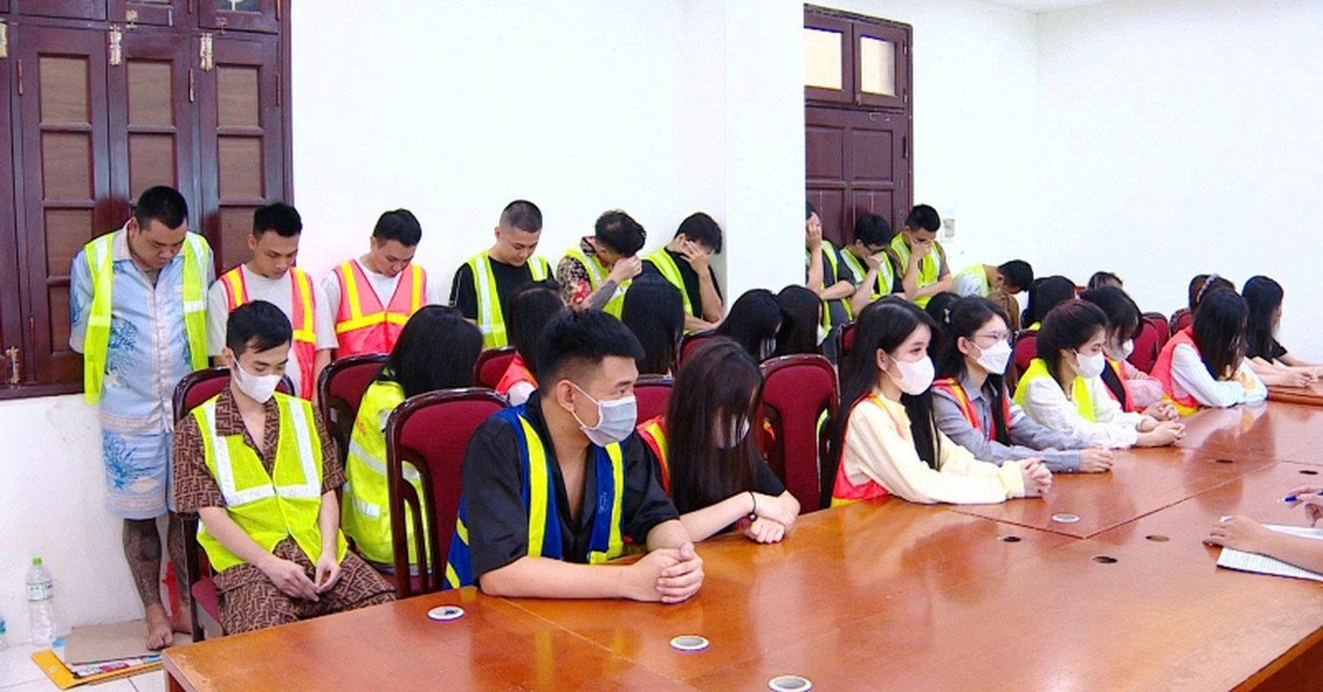 Công an kiểm tra nhiều tài khoản ngân hàng liên quan đến giao dịch 100 tỷ đồng, bắt giữ 47 đối tượng
