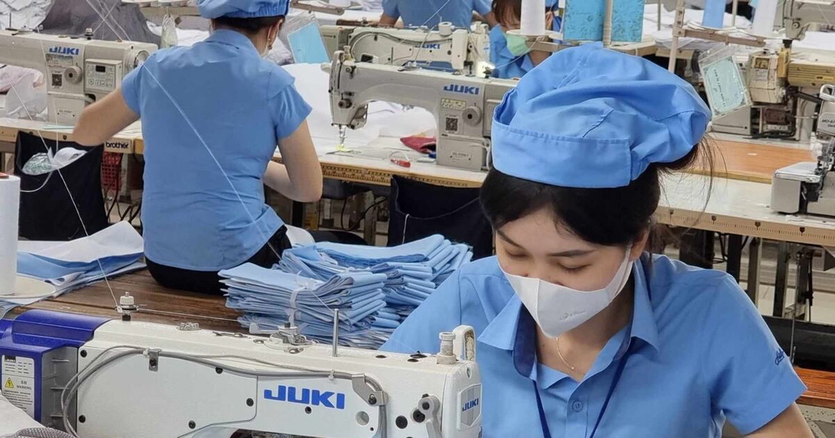 Không cho lao động nữ nghỉ 30 phút/ngày khi "đèn đỏ" bị phạt tới 40 triệu đồng