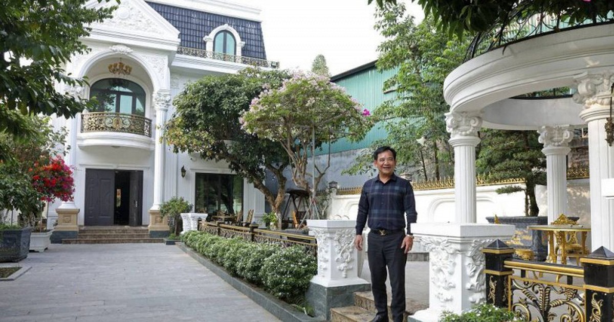 Căn nhà 3 tầng ở Hà Nội của NSƯT Quang Tèo