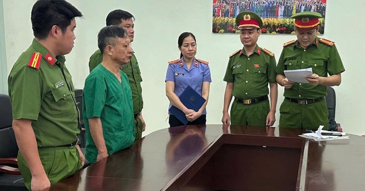 Ra quyết định khởi tố Vũ Văn Trình SN 1965, Giám đốc bệnh viện ở Ninh Bình