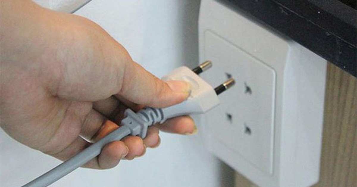 Lời khuyên cho những gia đình không rút phích cắm các thiết bị điện trong nhà