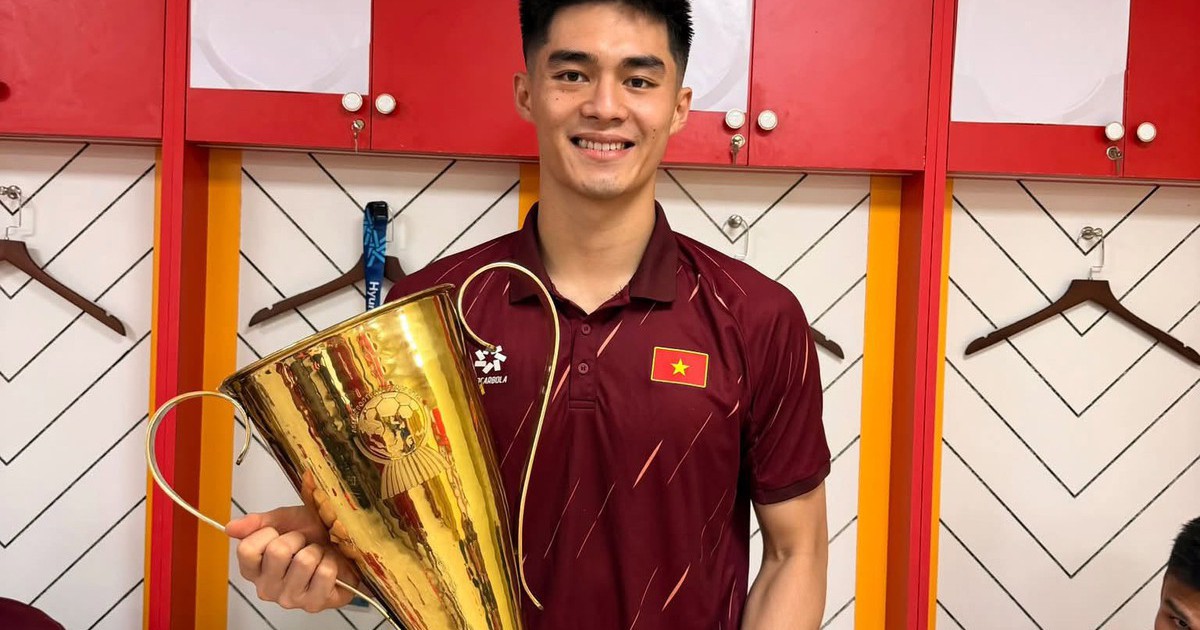 Tuyển thủ Việt Nam 2 lần vô địch ASEAN Cup nhưng chưa thi đấu phút nào