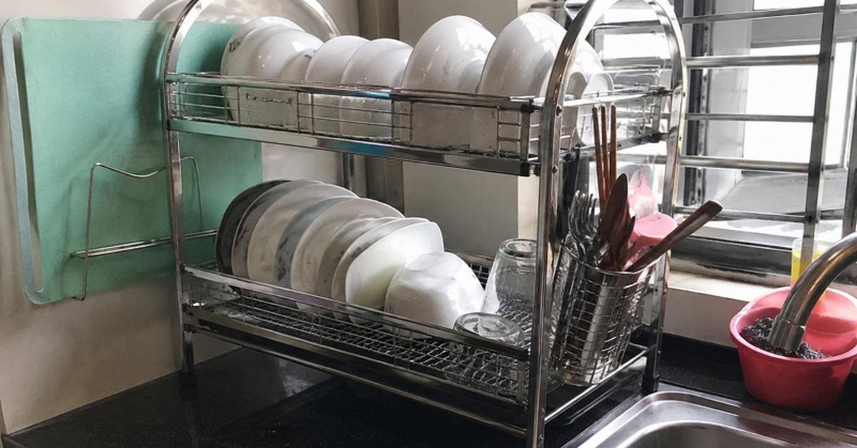 Vì sao ngày càng nhiều gia đình không còn dùng giá úp bát để bàn? 2 thiết kế gọn hơn đang dần trở thành xu hướng mới