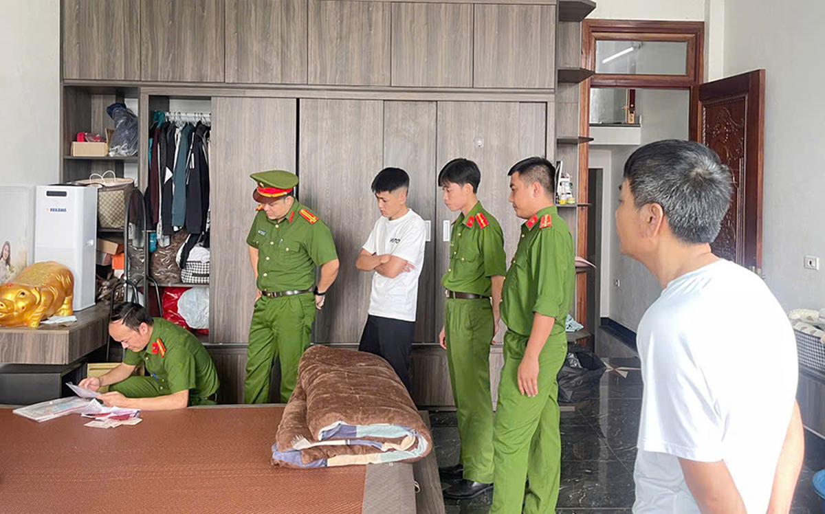 Khám xét nơi ở Nguyễn Thế Tuấn Anh SN 1997 và nhiều đối tượng