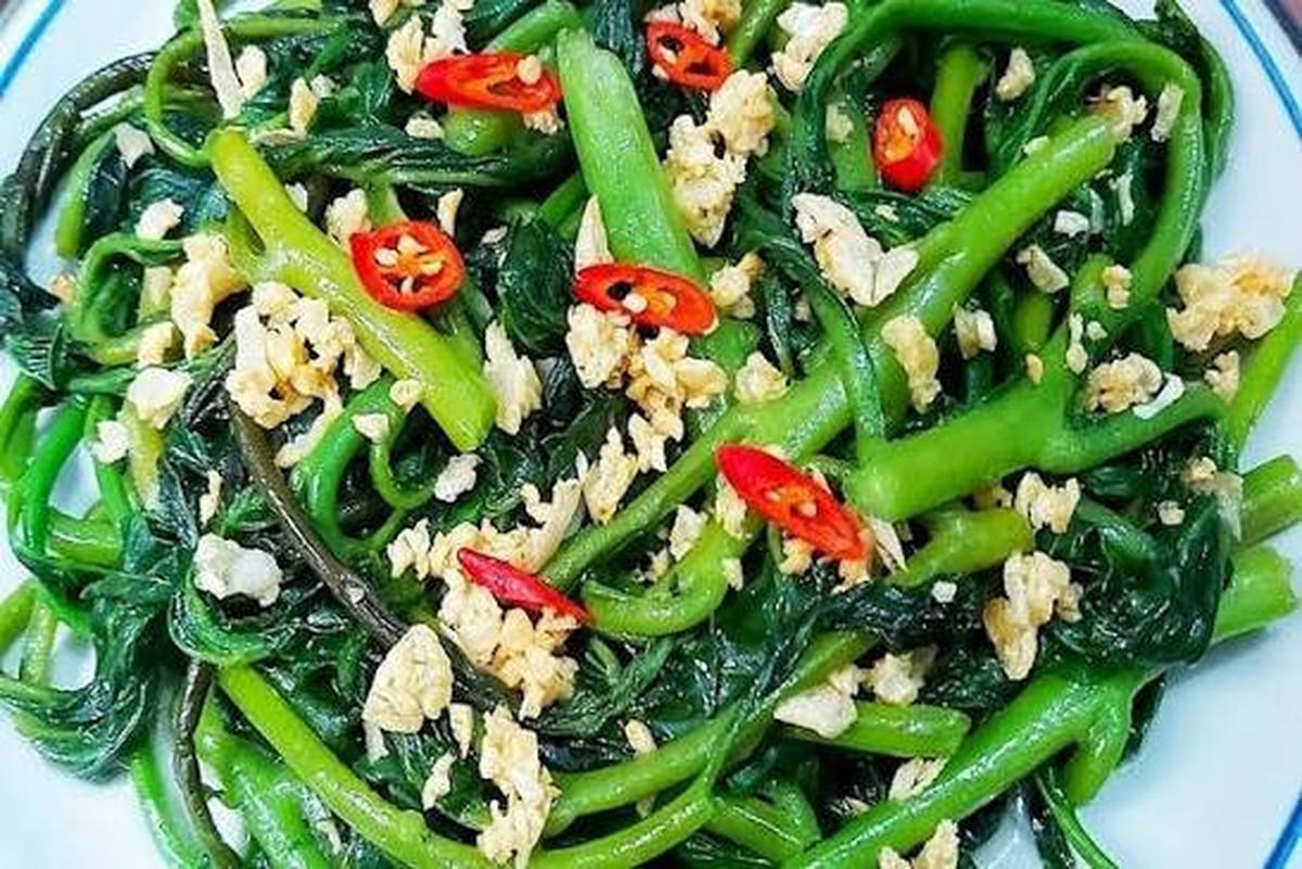 Chợ Việt có 1 loại rau nấu lên nhơn nhớt nhưng là “dược liệu vàng”: Ăn vào mát gan, bổ mắt, lại dưỡng xương cực hiệu quả