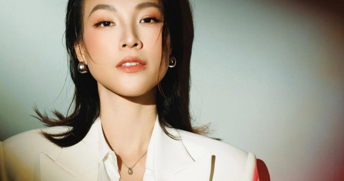 MC Hoàng Oanh tiết lộ người giúp đỡ mình khi xây nhà cho ba mẹ thiếu tiền