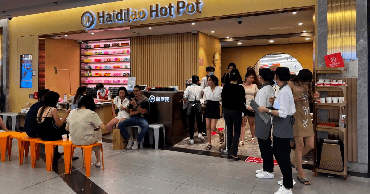Chuỗi lẩu Haidilao tại Việt Nam kiếm gần 1.500 tỷ trong 6T2026, mức tăng trưởng khiến Singapore, Mỹ, Hàn Quốc “hít khói”