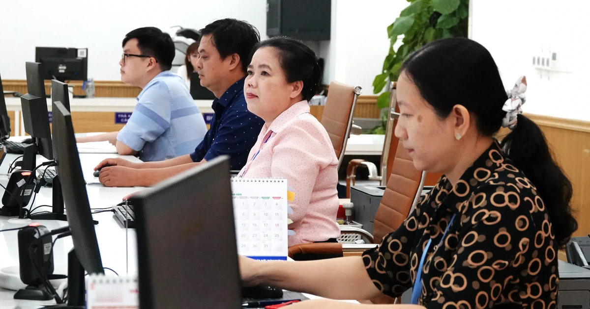 Thủ tục, hồ sơ bổ nhiệm lại, kéo dài thời gian lãnh đạo, quản lý đến tuổi nghỉ hưu