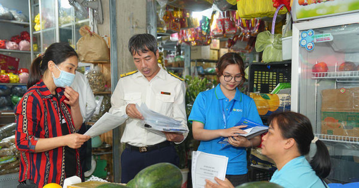 Bộ Tài chính: Hộ kinh doanh không bắt buộc ghi sổ kế toán bằng tay