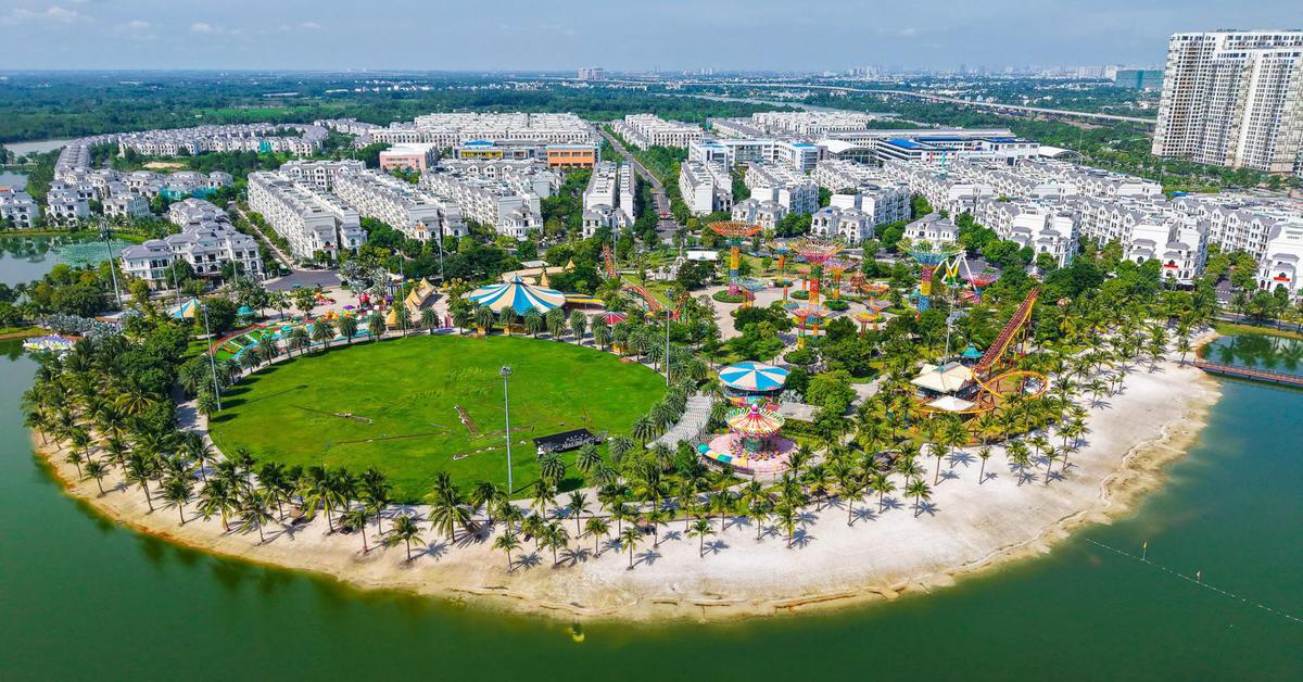 Từ khu tập thể chật chội đến đại đô thị hàng trăm ha: Lịch sử căn hộ ở Việt Nam đã trải qua những gì?