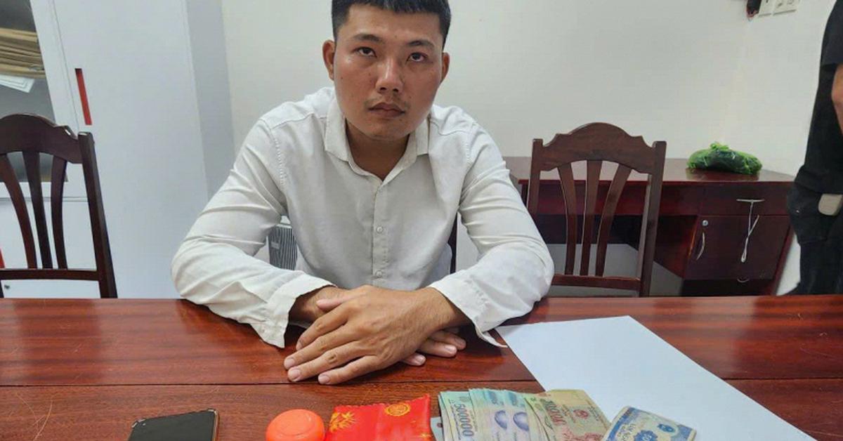 Bắt giữ Phạm Văn Dọn SN 2000