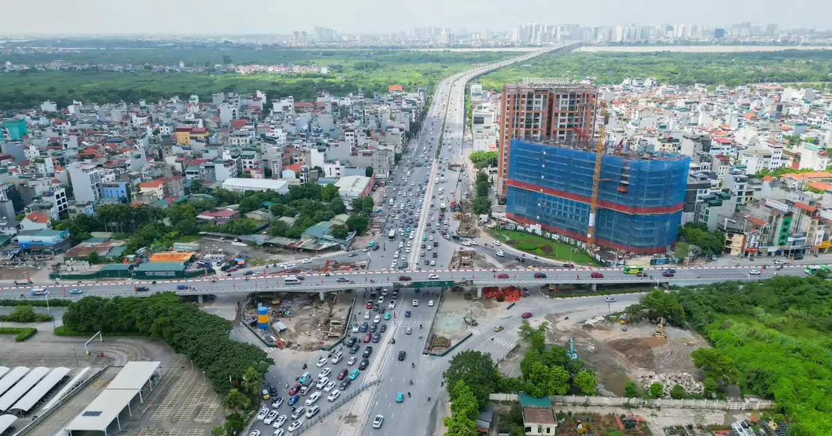 Hầm chui Cổ Linh dần lộ diện, "chạy đà" về đích trước hạn