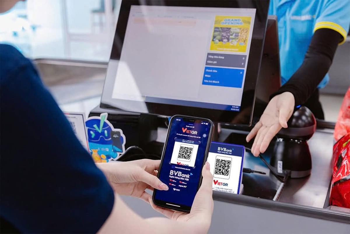 QR thanh toán xuyên biên giới - lợi thế cạnh tranh mới của hộ kinh doanh phục vụ khách quốc tế